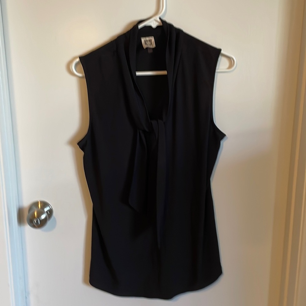 Black no sleeve blouse
